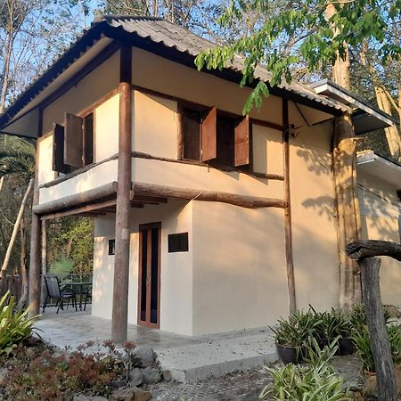 Baan Maka Nature Lodge Kaeng Kachan Exterior foto